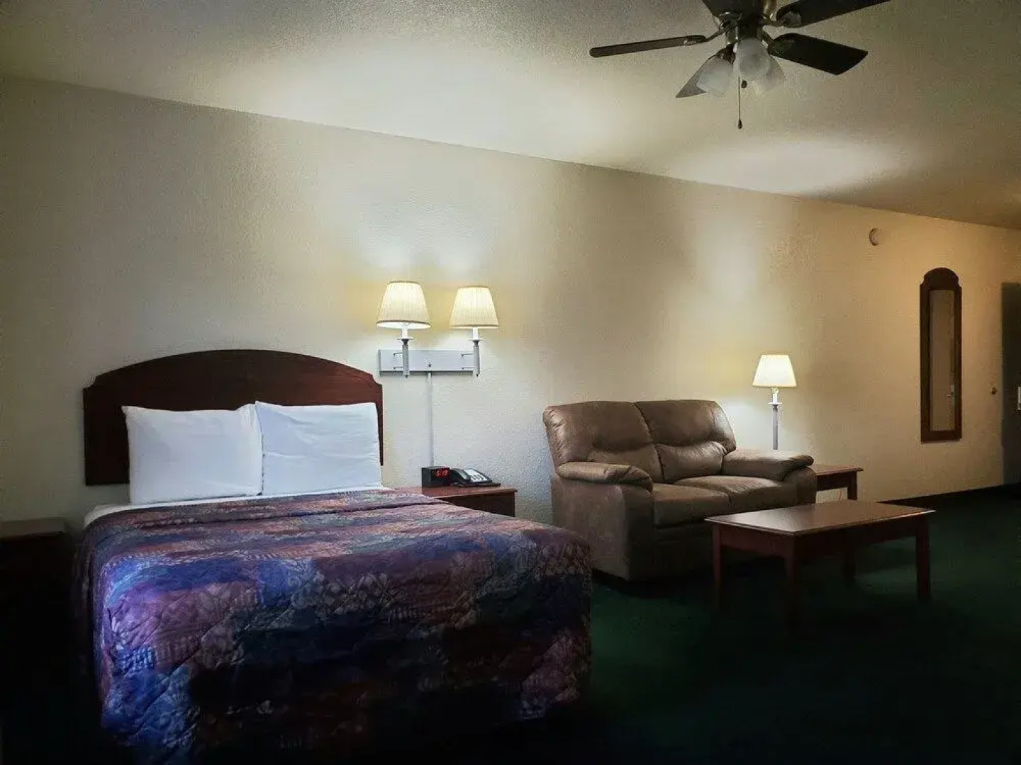 Candlelight Inn & Suites Hwy 69 near McAlester