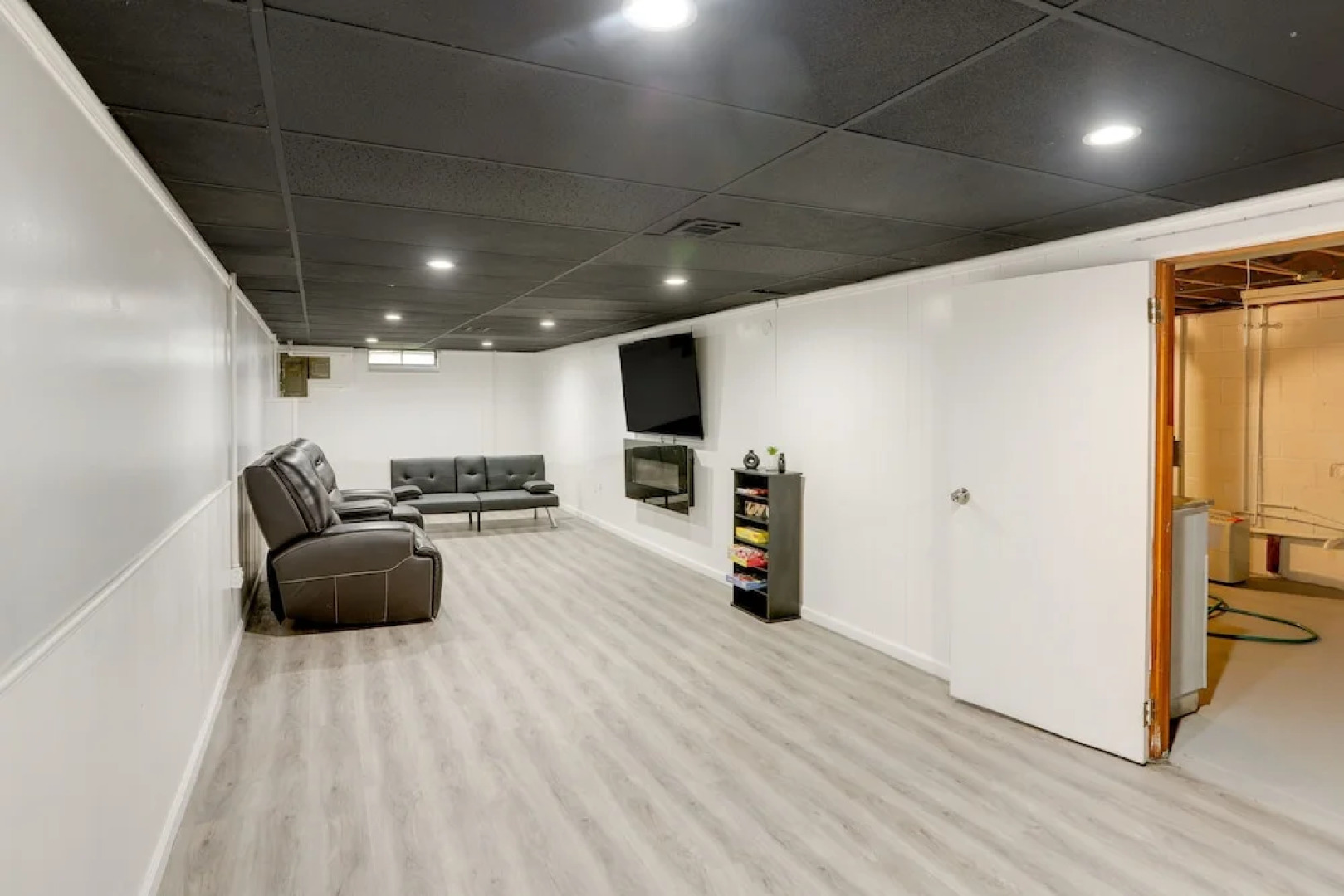 Pet-friendly Lorain Retreat w/ Fenced Yard!