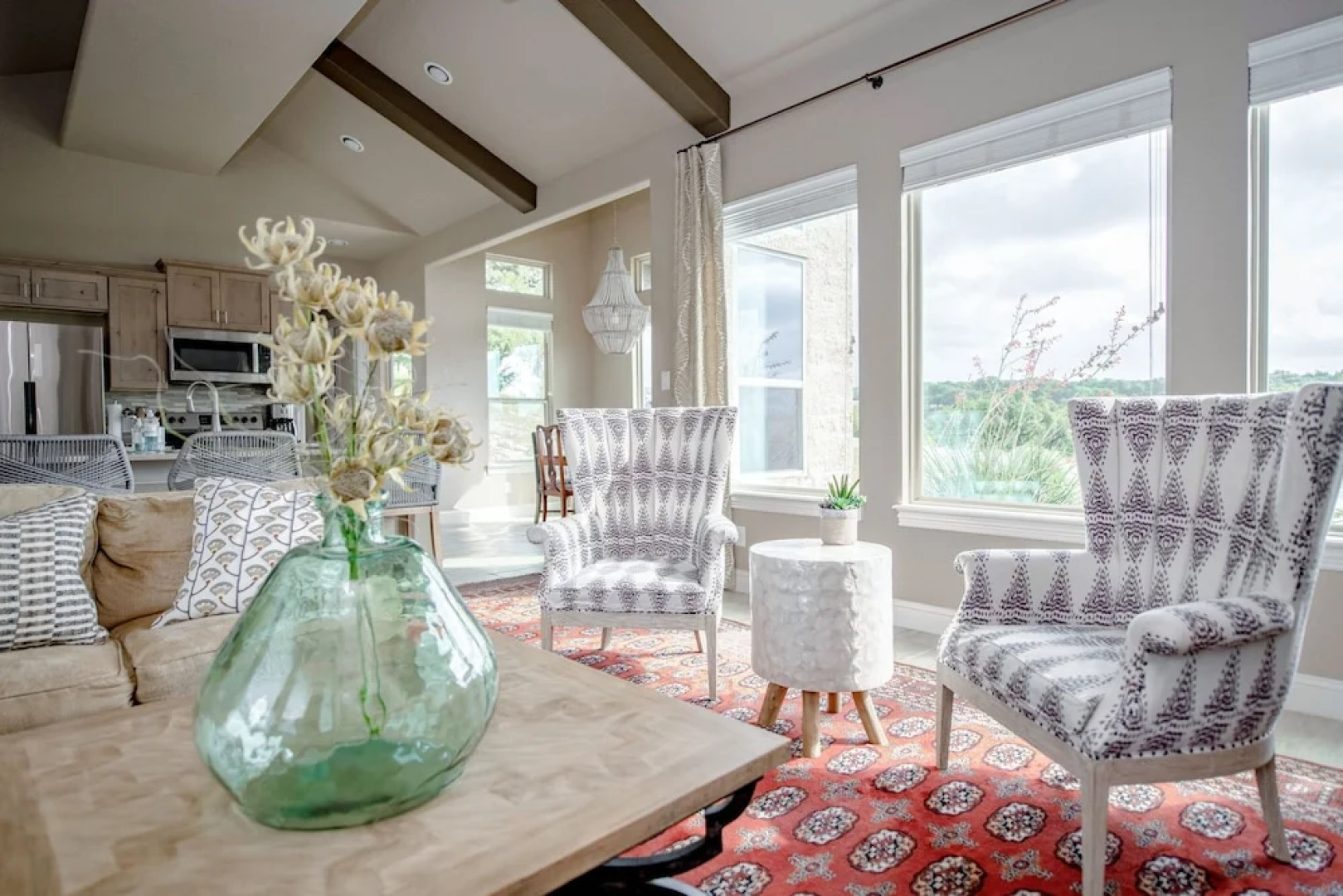 The Century Oak: 3-unit Beside Hidden Falls 4 Bedroom Home