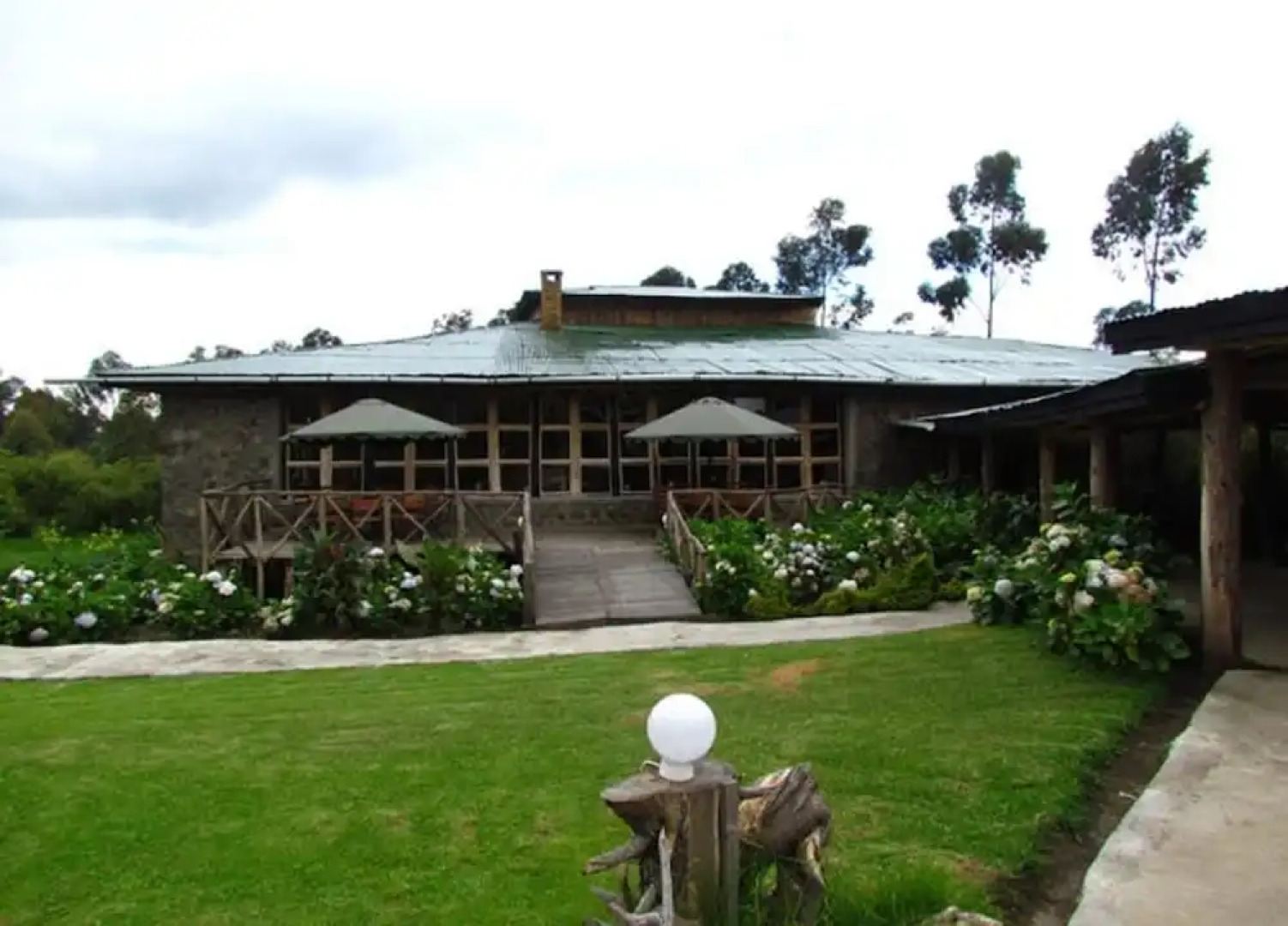 Mountain Gorilla View Lodge