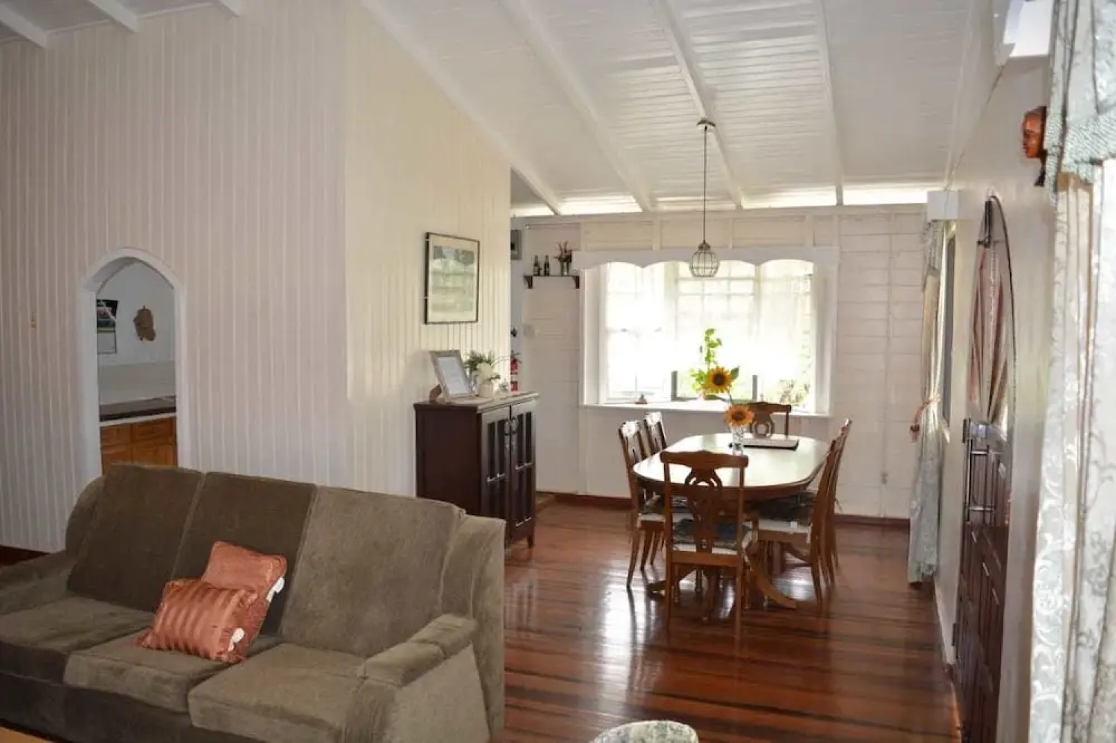 Three Bedroom Holiday Accomodation