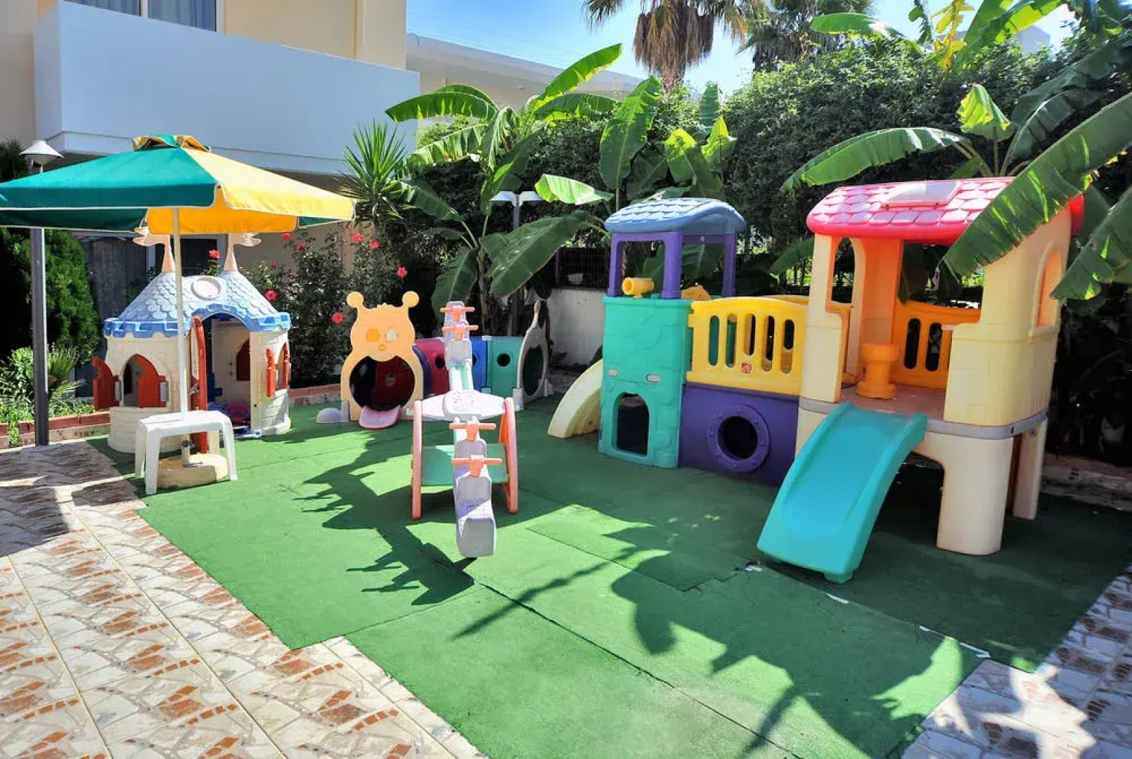 Pelopas Resort Apartments