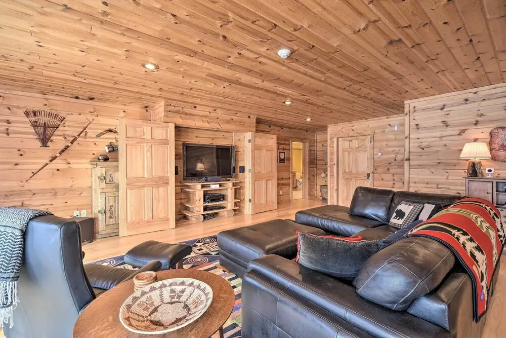 Spacious House w/ Boat Dock on Red Cedar Lake