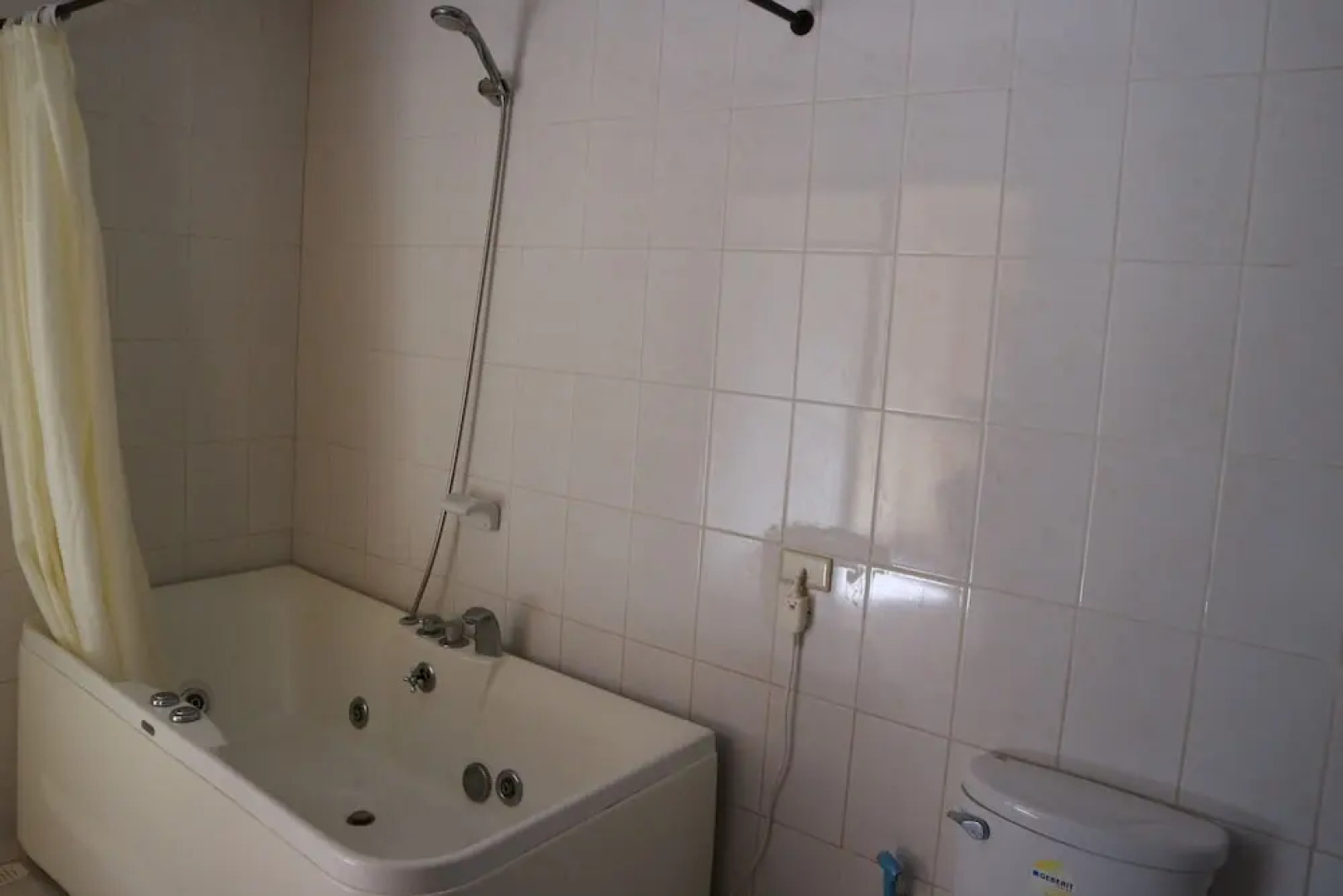 Crystal Paradise Resort, Spa & Winery