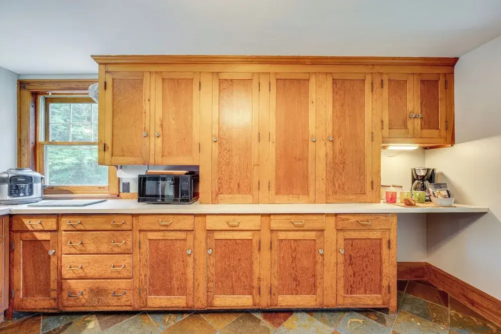 Family-friendly Retreat in Barre: 2 Spacious Decks