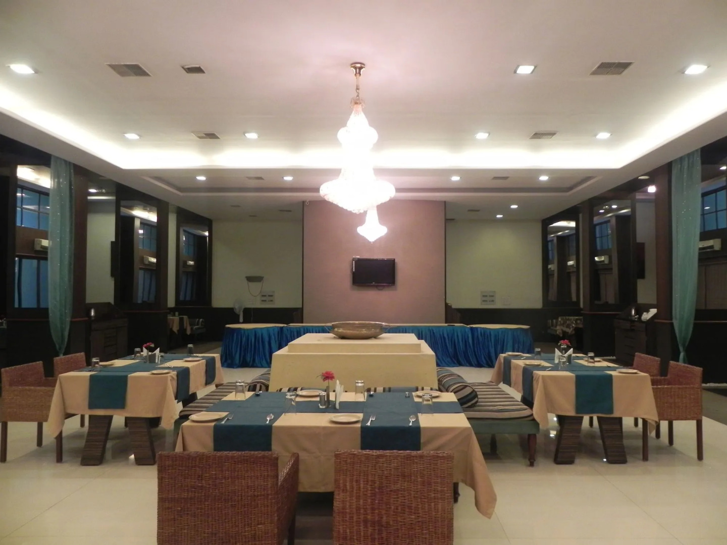 Hotel Reeva Regency