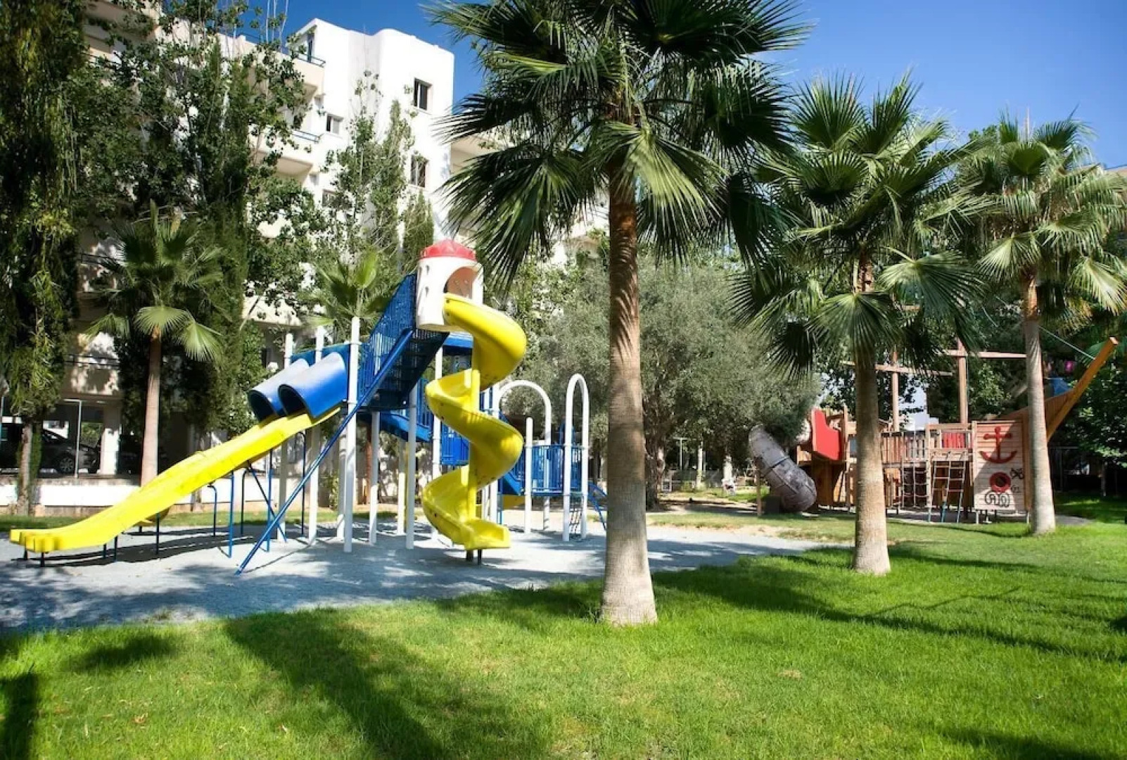 Atlantica Gardens Hotel