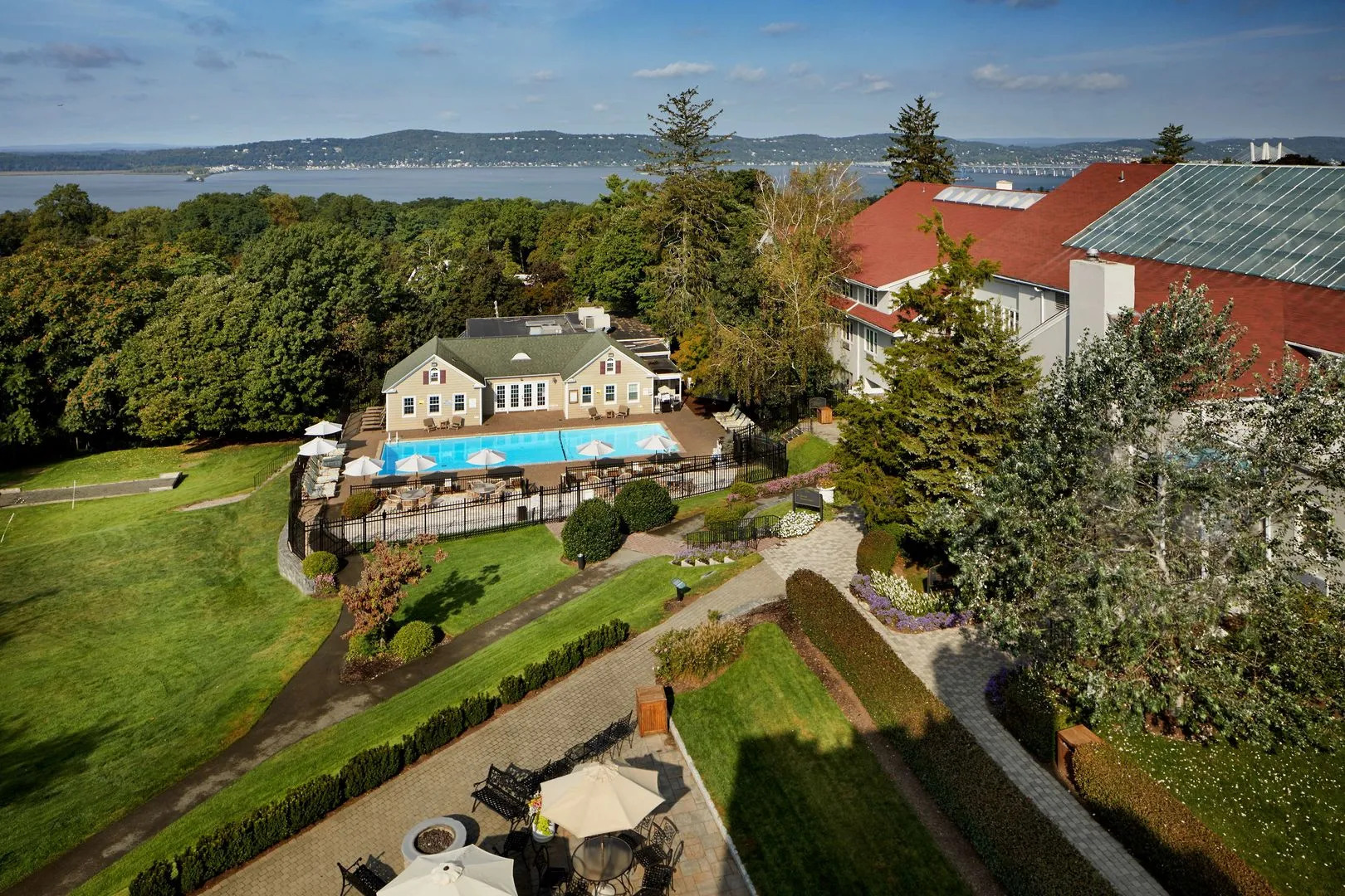 Tarrytown House Estate