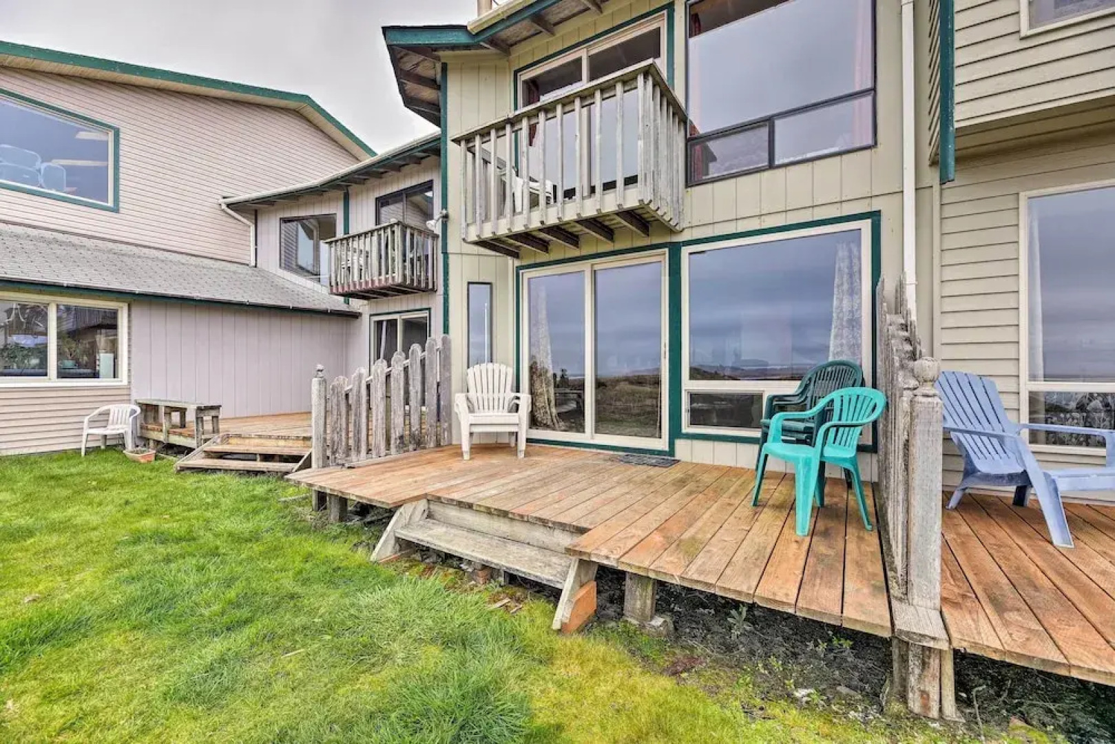 Sanderling Sea Cottages, Unit 2: Walk to Coast!