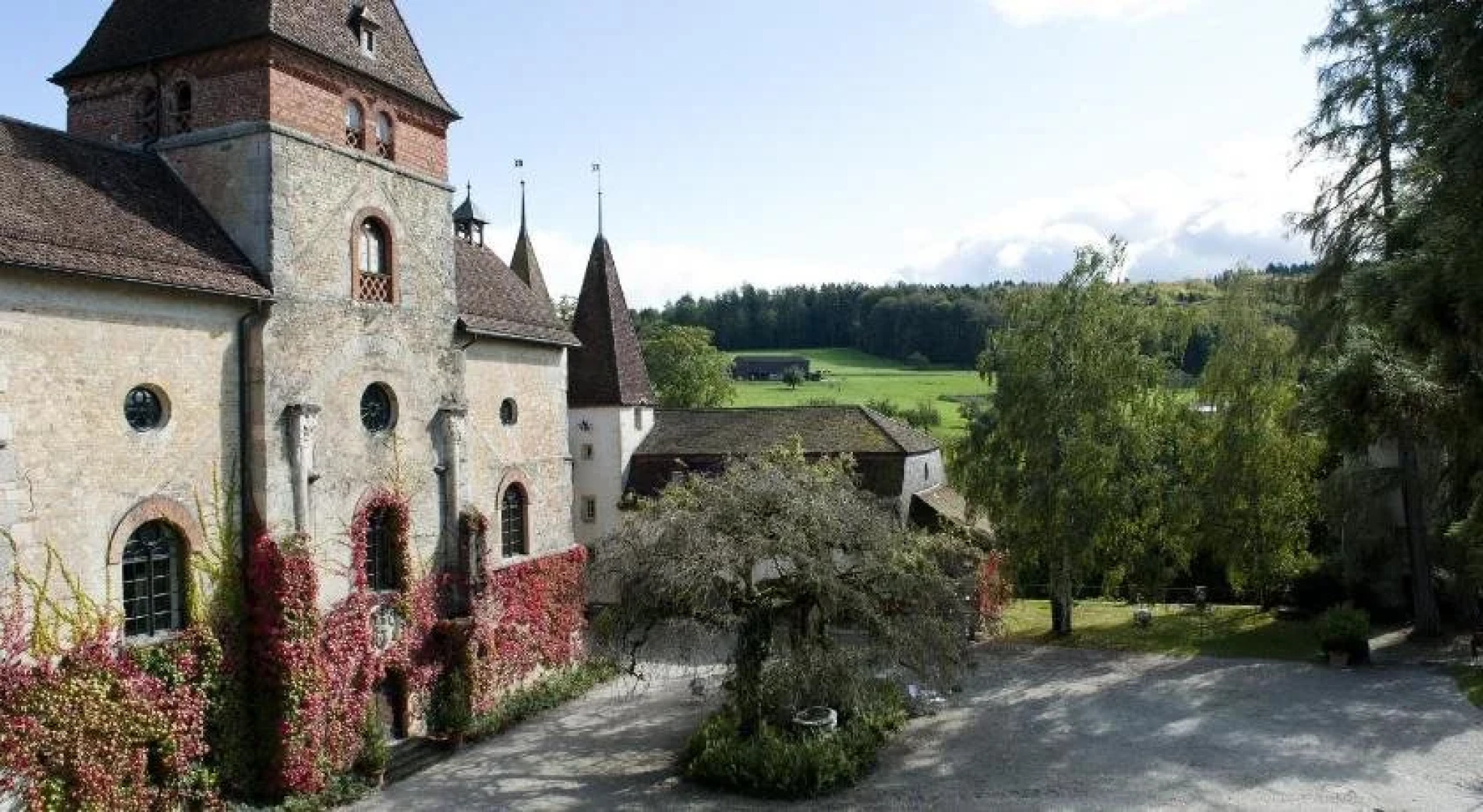 Schloss Münchenwiler