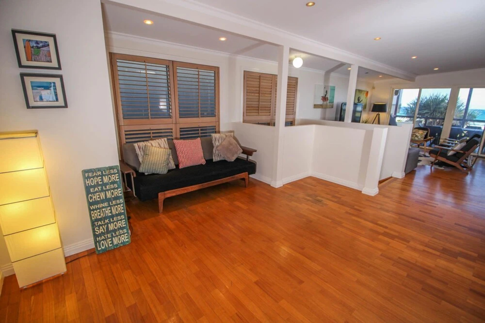 T E Peters Waterfront Holiday Home