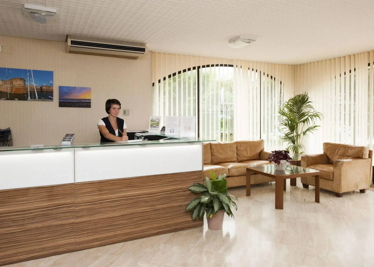 Suites Marilia Apartments