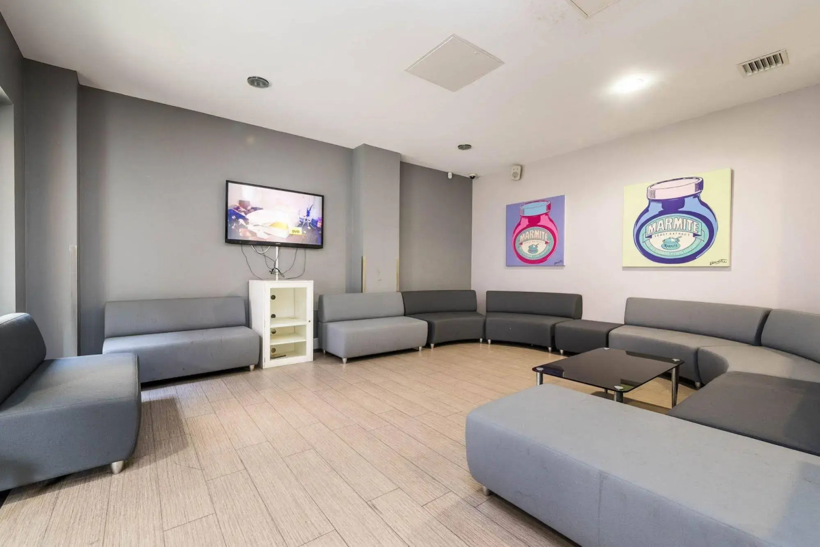 Hashtag Elephant & Castle