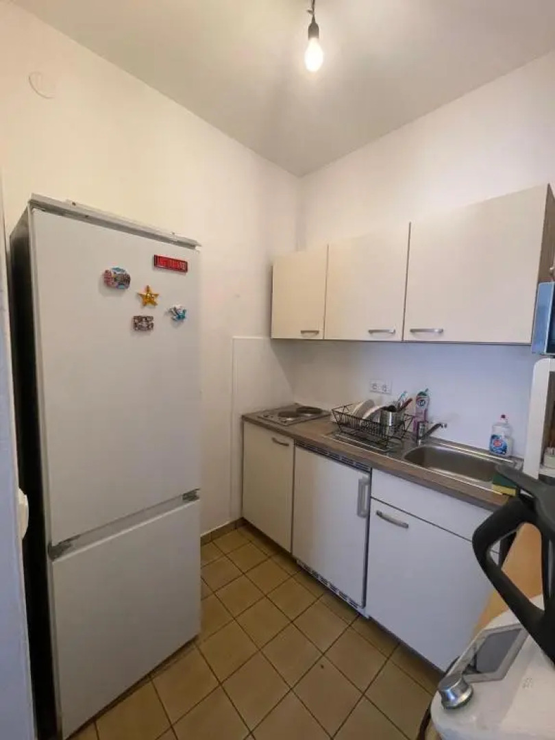 Hostel Lovely rooms in the city center of Villach, shared Bathroom, windows to corridor