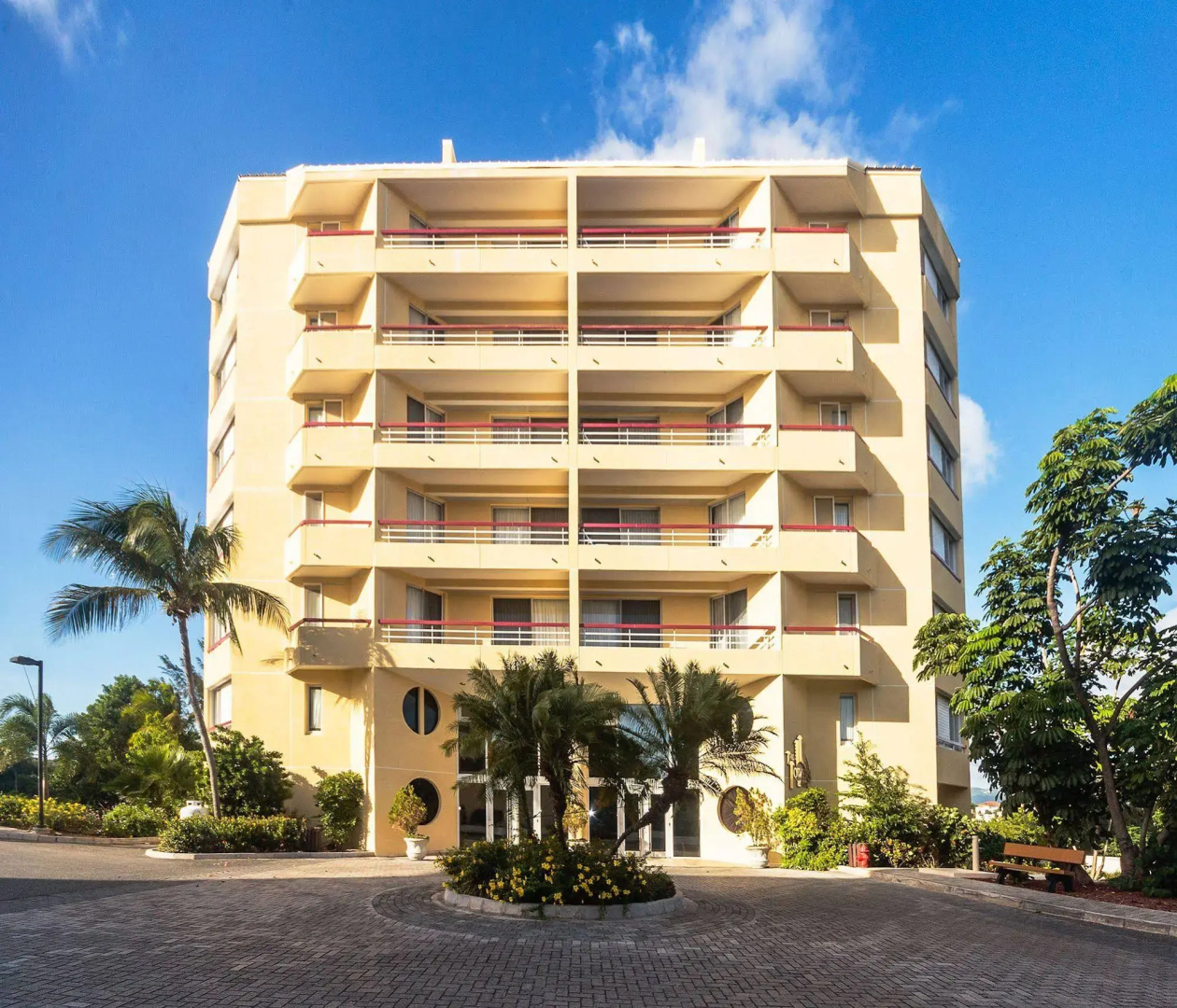 The Towers at Mullet Bay
