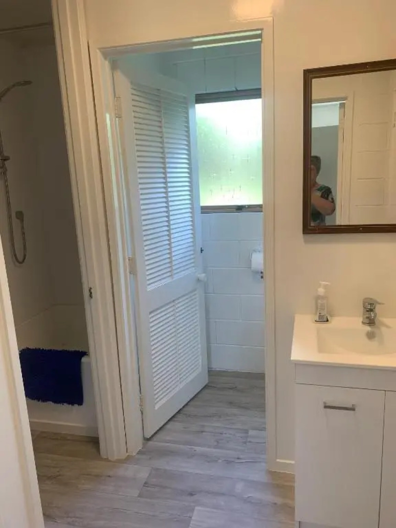 Hosts on the Coast Holidays on Hardy