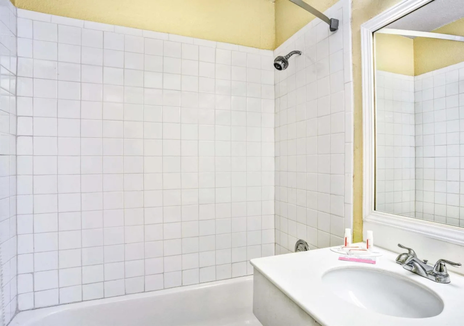 Travelodge Center Strip