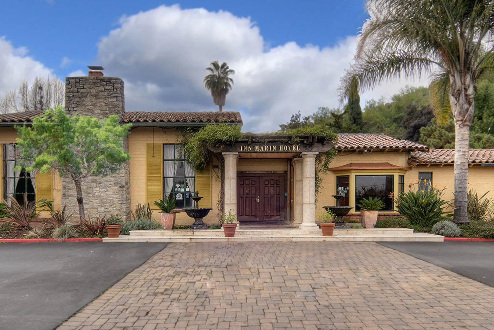 Inn Marin and Suites, an Ascend Collection Hotel