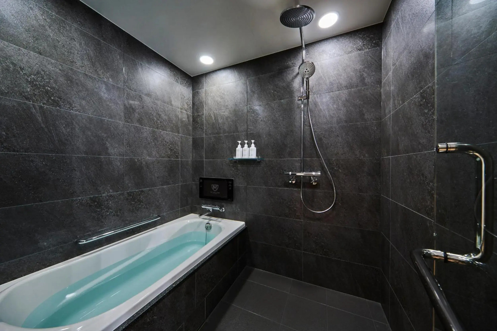 Henn na Resort & Spa Kansai Airport