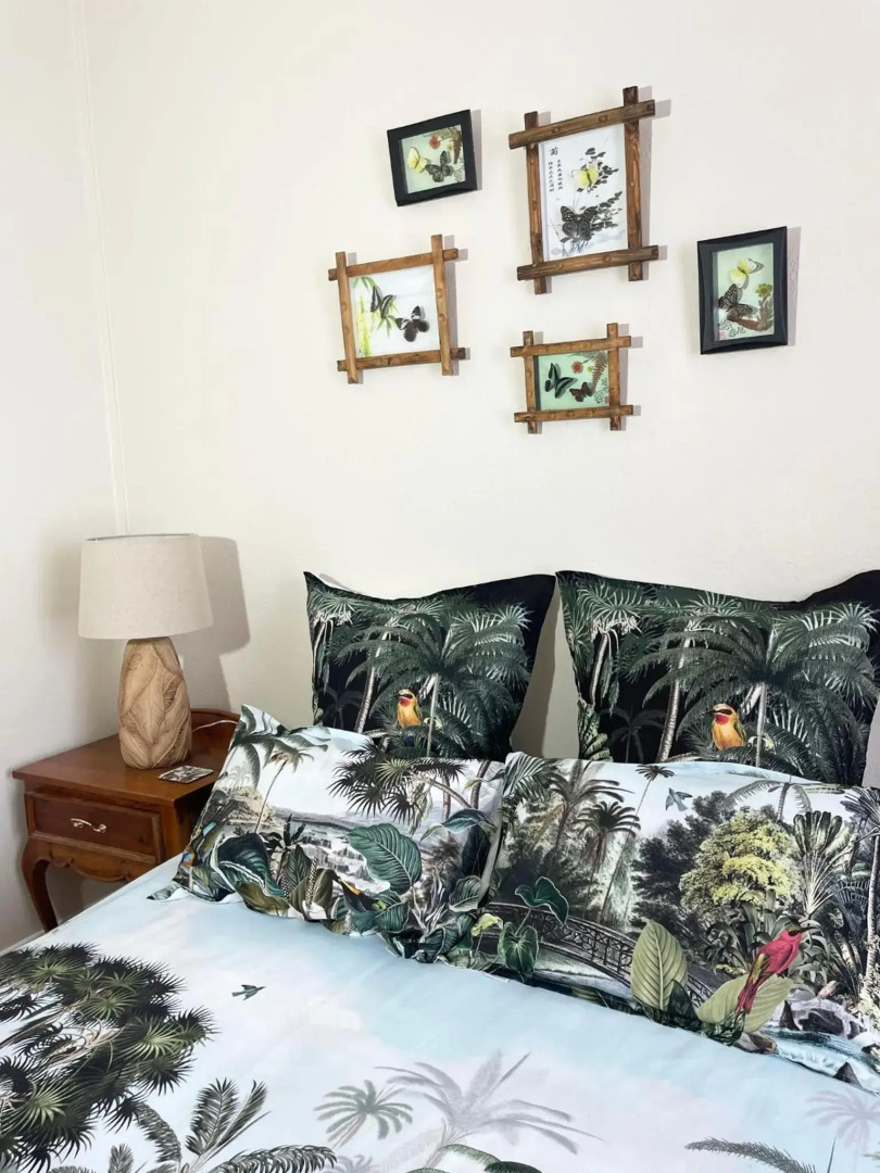 The Manor Apartments