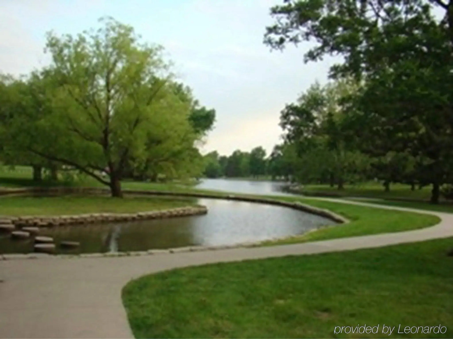 Holiday Inn Express & Suites McPherson by IHG