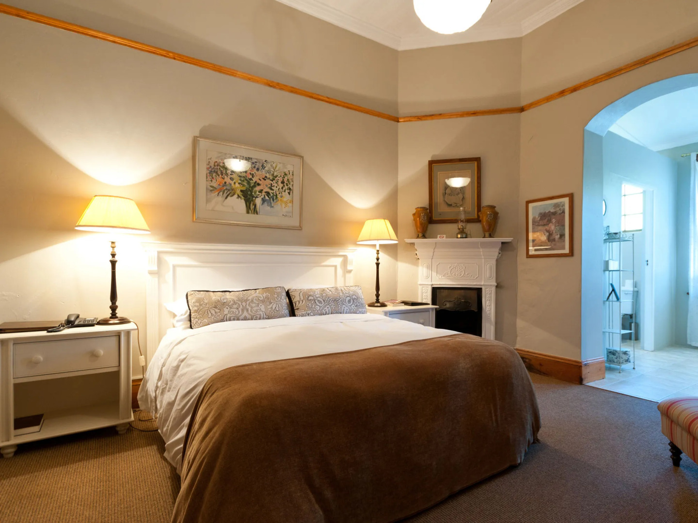 Leeuwenbosch Country House - Amakhala Game Reserve