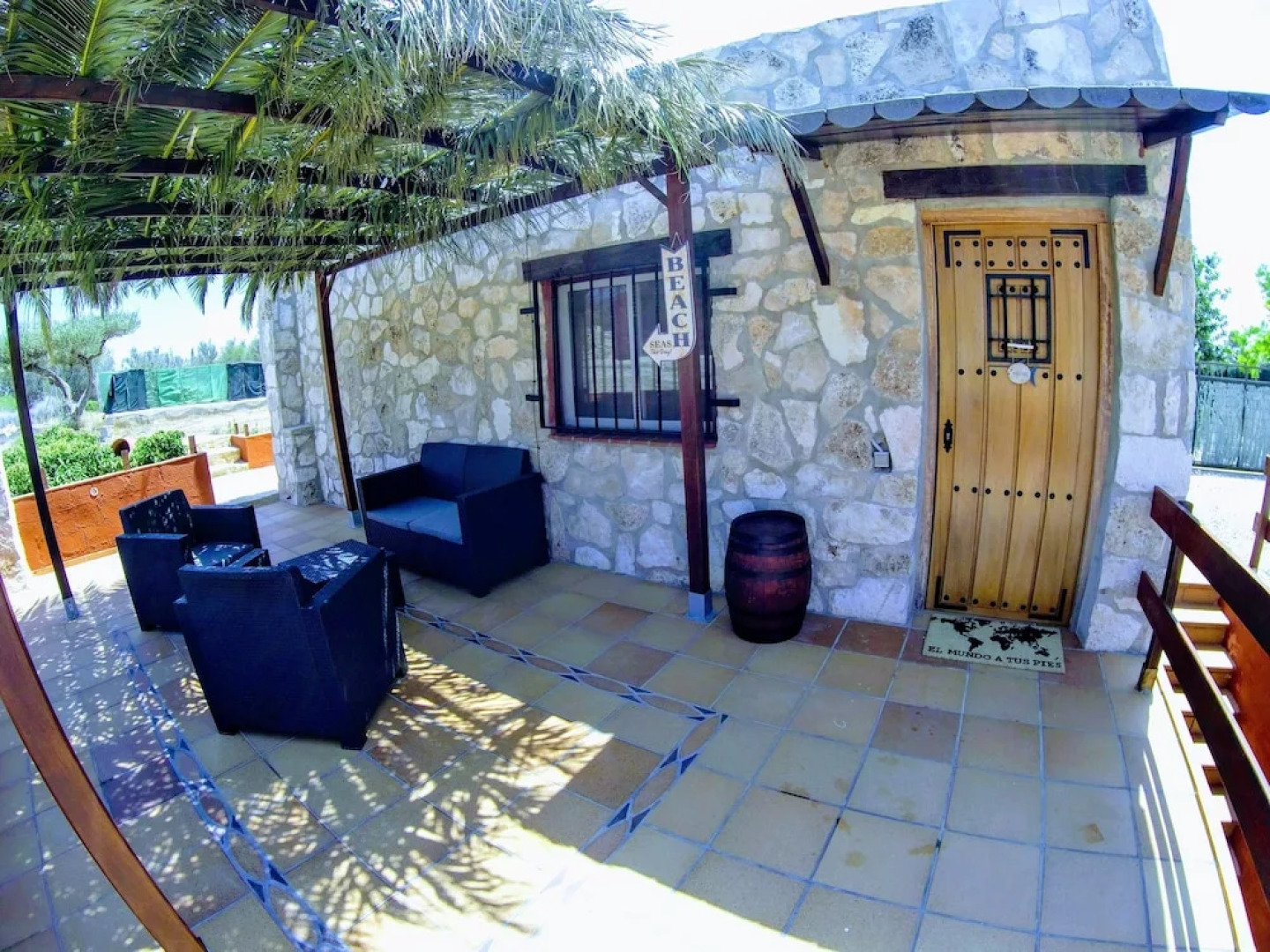 Bonito Chalet con Piscina Cerca del Mar