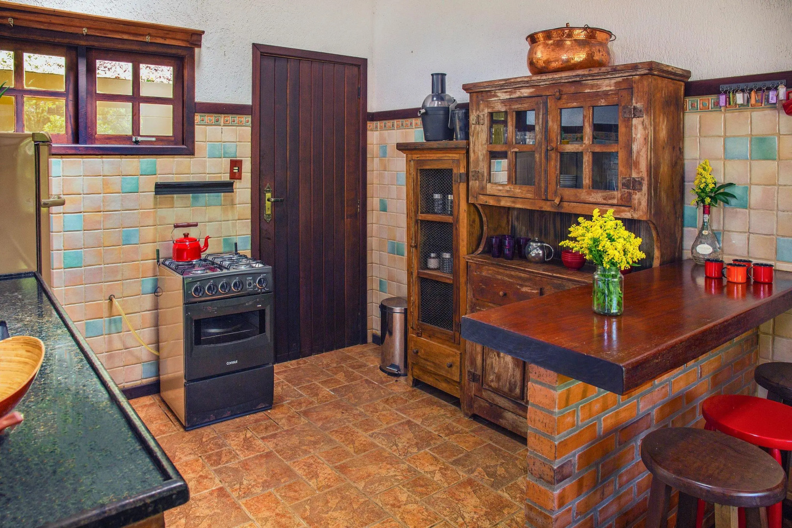 Sitio na Serra dos Orgaos com rio de aguas cristalinas