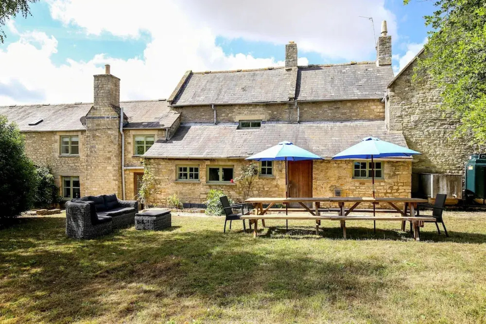 Rustic Cotswolds Farmhouse by Burford