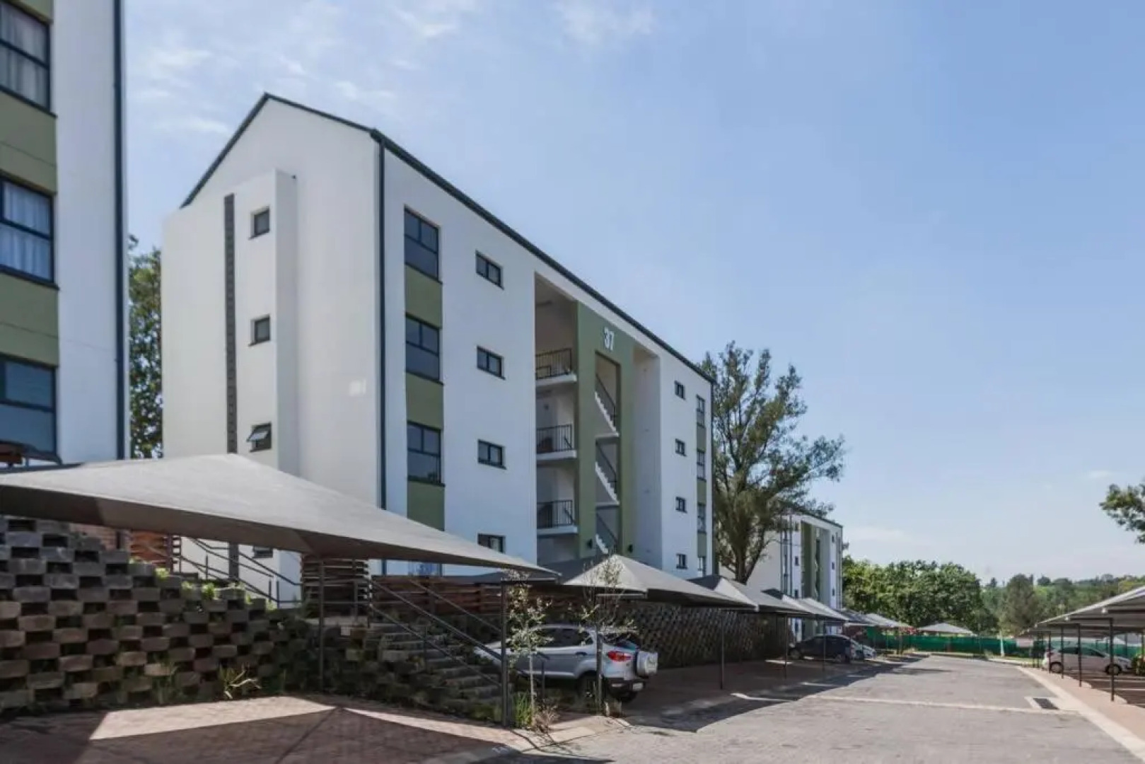 Alimama Spaces: the Green Park Haven 1