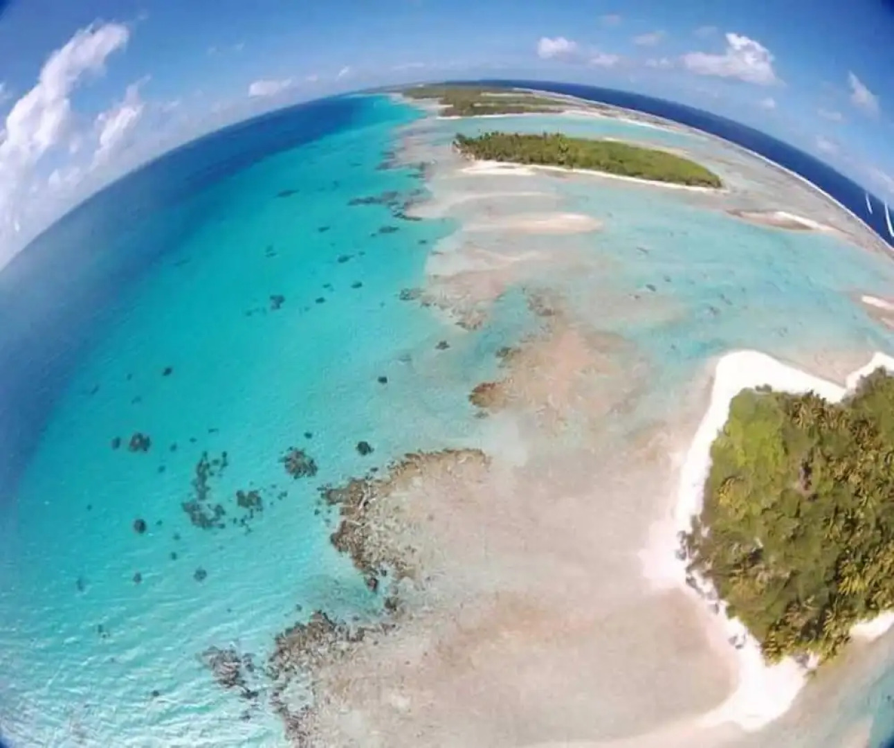 Rangiroa Tiputa Lodge B&B