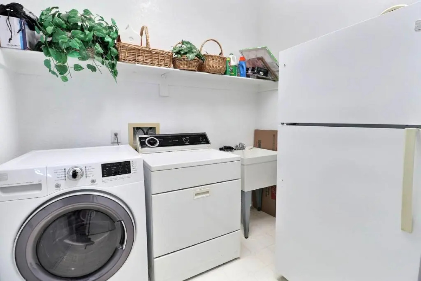 1472 Drifting Sands 3 Min Drive to Beach