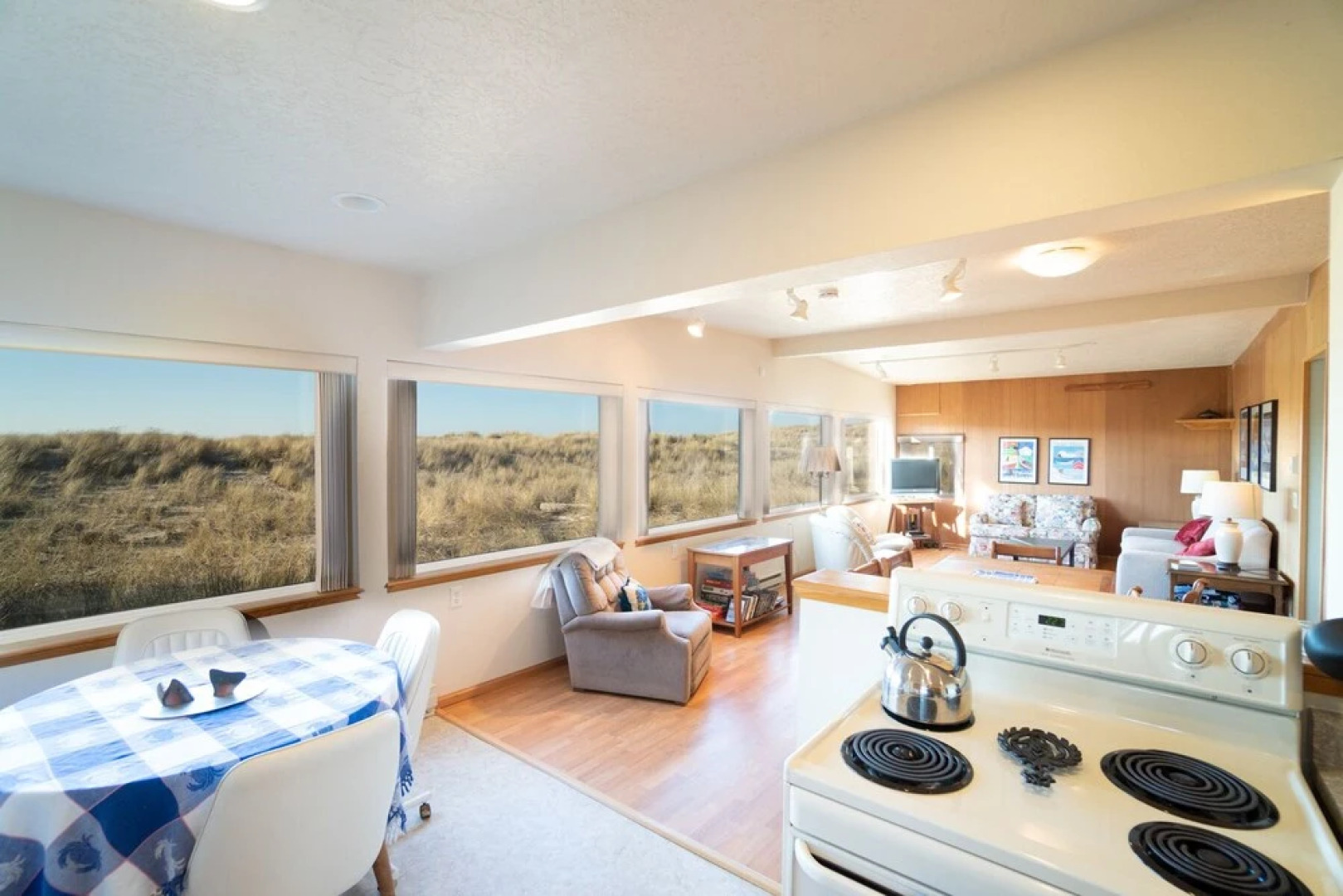 Sea Lion Crossing - 3 Br Home