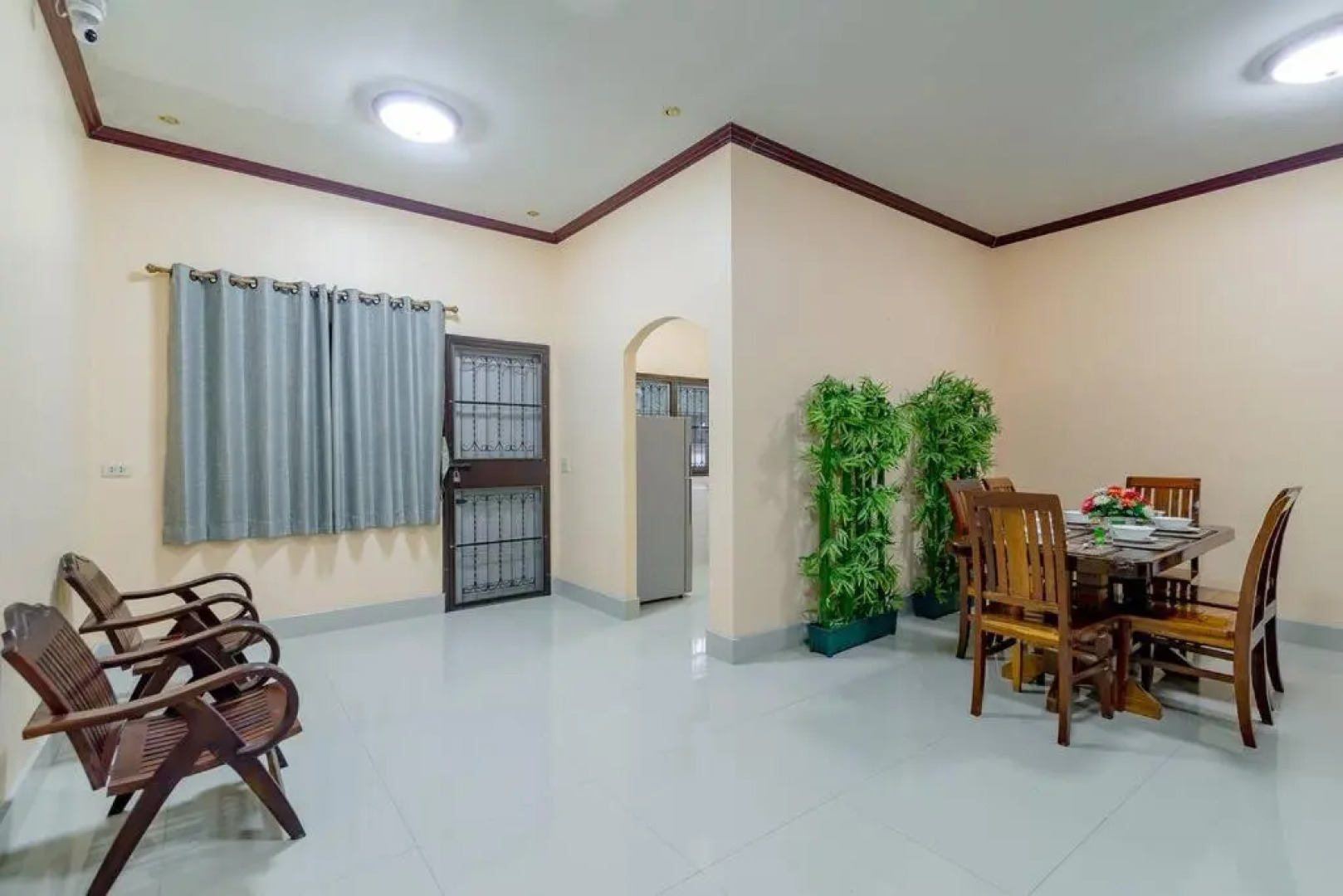 Bangsaphan Paradise Blue House 230 m. to the beach