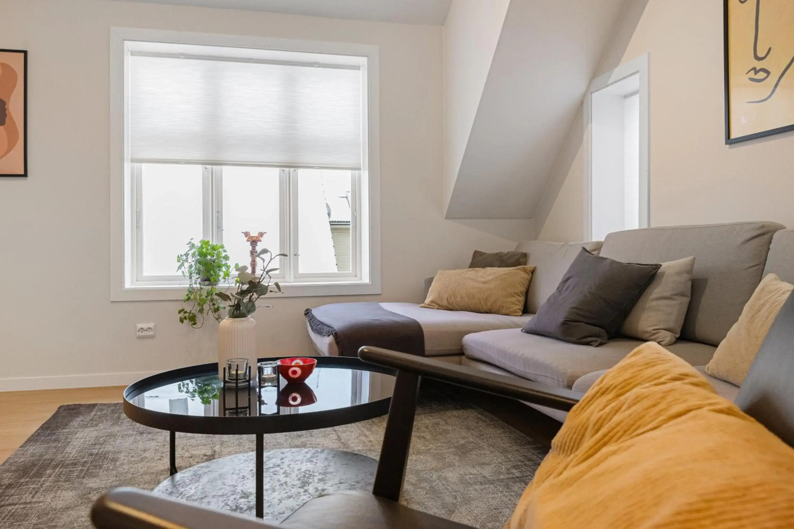 Unique and Spacious Apt close to City Centre