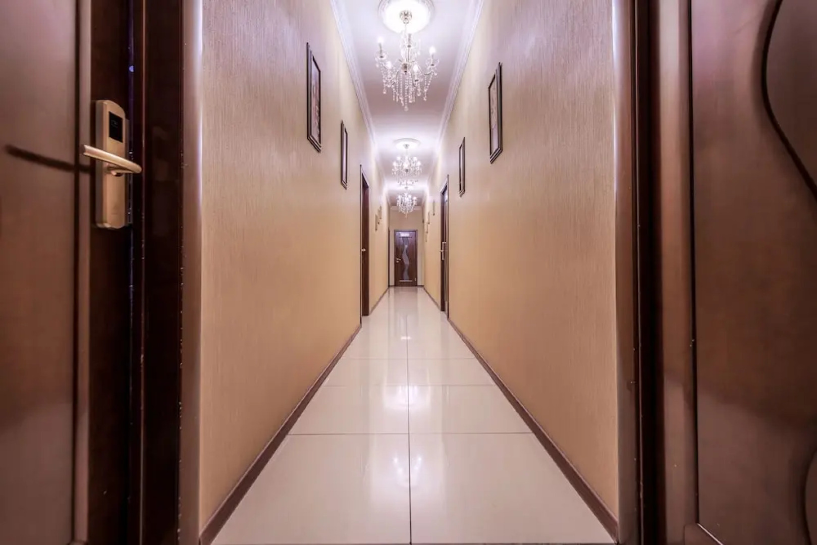 Алекс отель на Марата 22