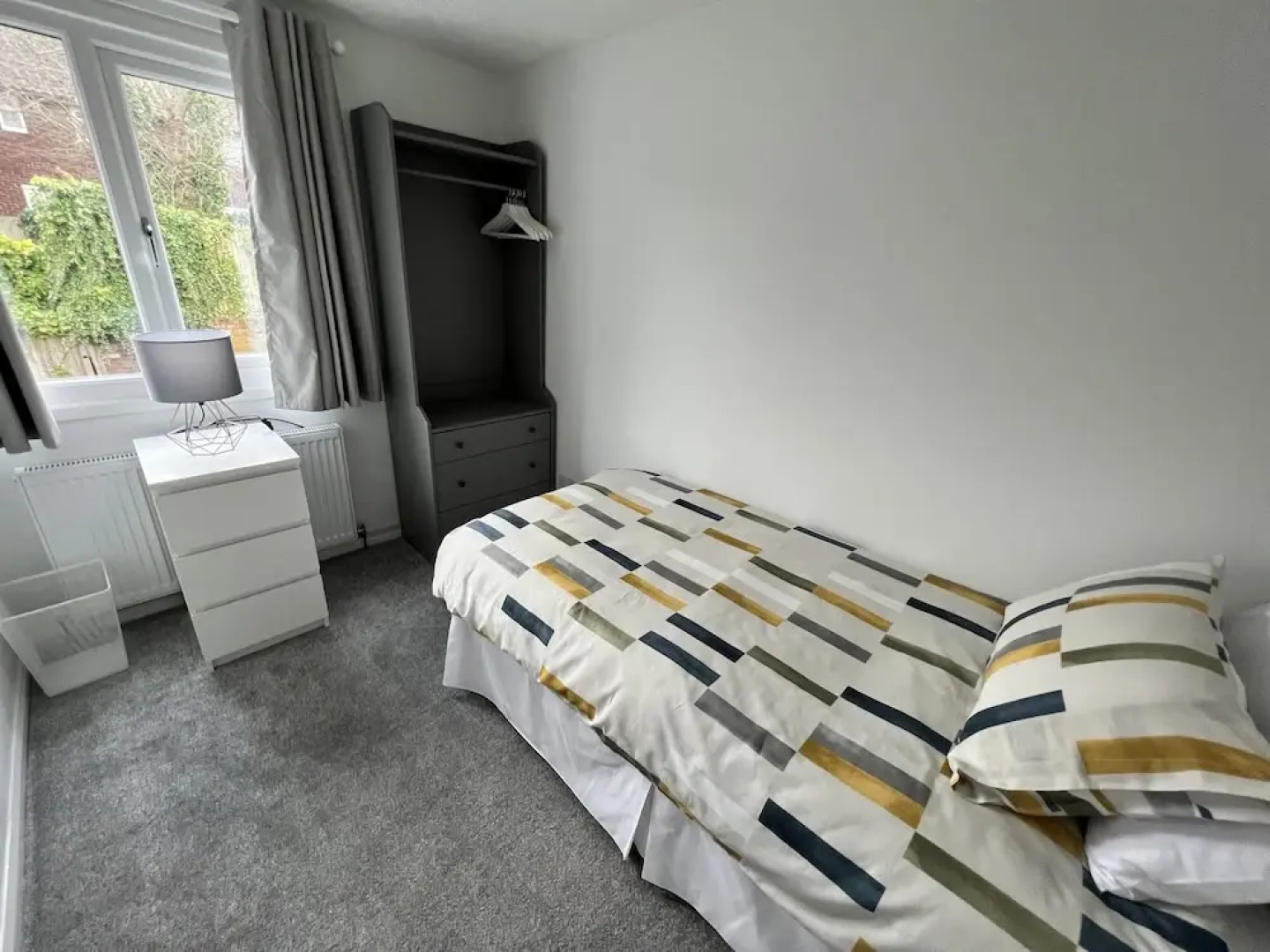 vERY comfy town house