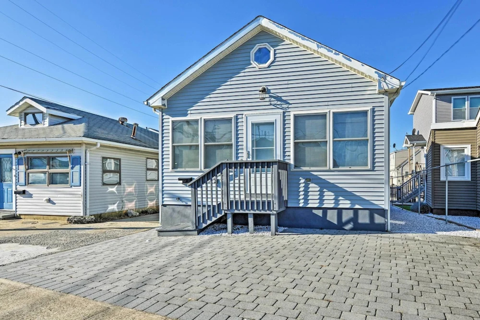 Charming Cottage - Steps to Point Pleasant Beach!