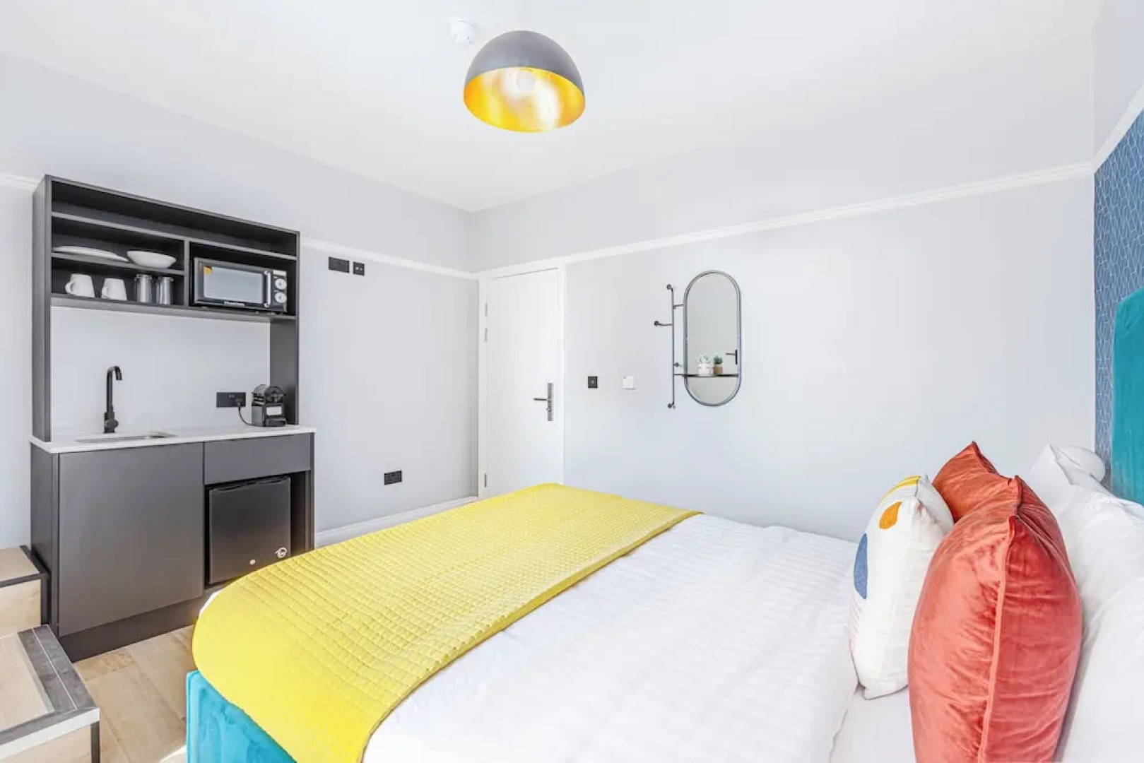 Bob W London Earl's Court - Philbeach Gardens