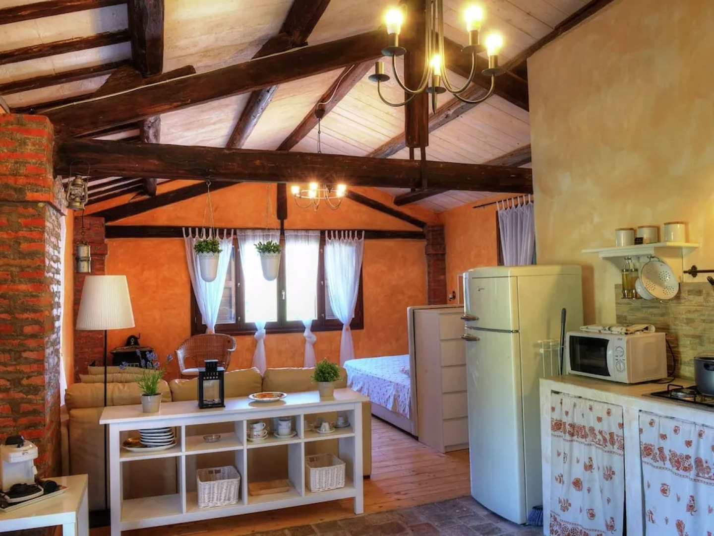 Bright Holiday Home in Modigliana With Swimming Pool