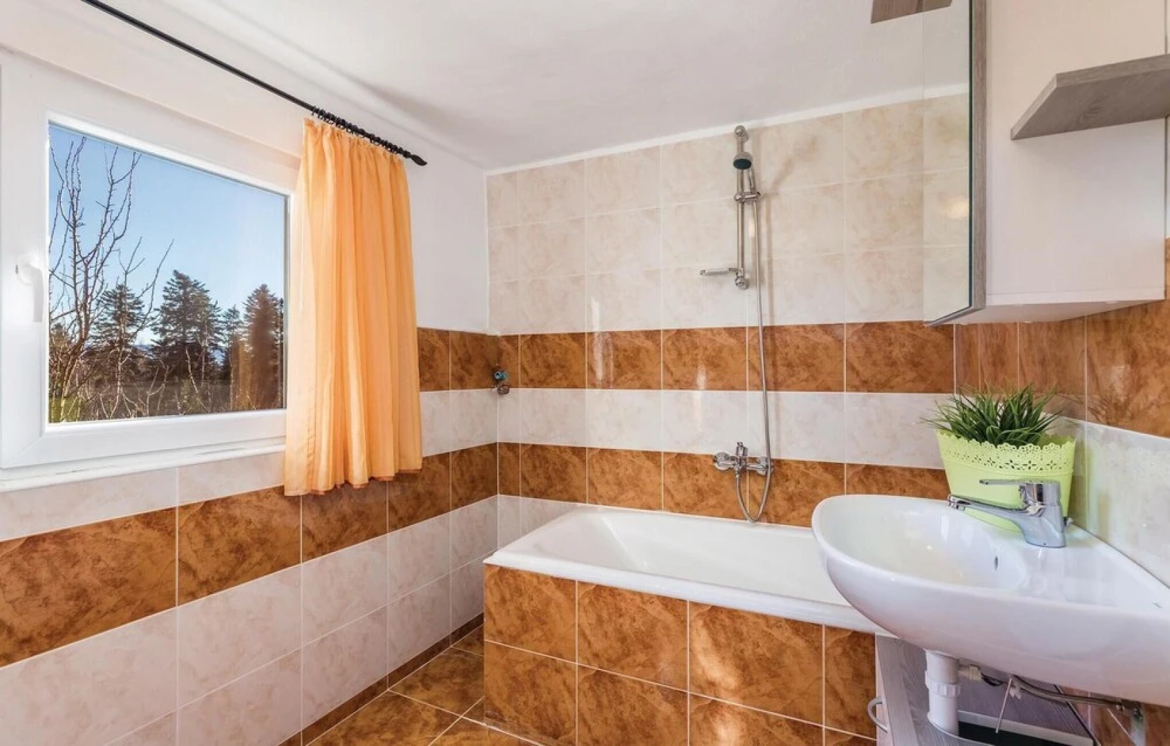 Stunning Home in Fuzine With Wifi and 2 Bedrooms