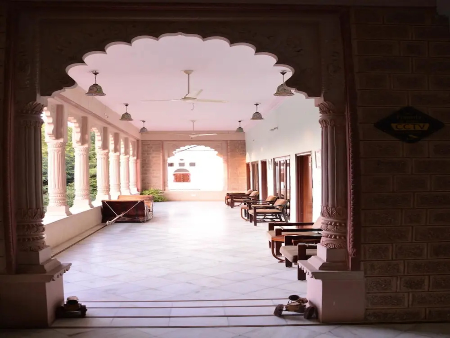 OYO 2689 Hotel Karan Villas