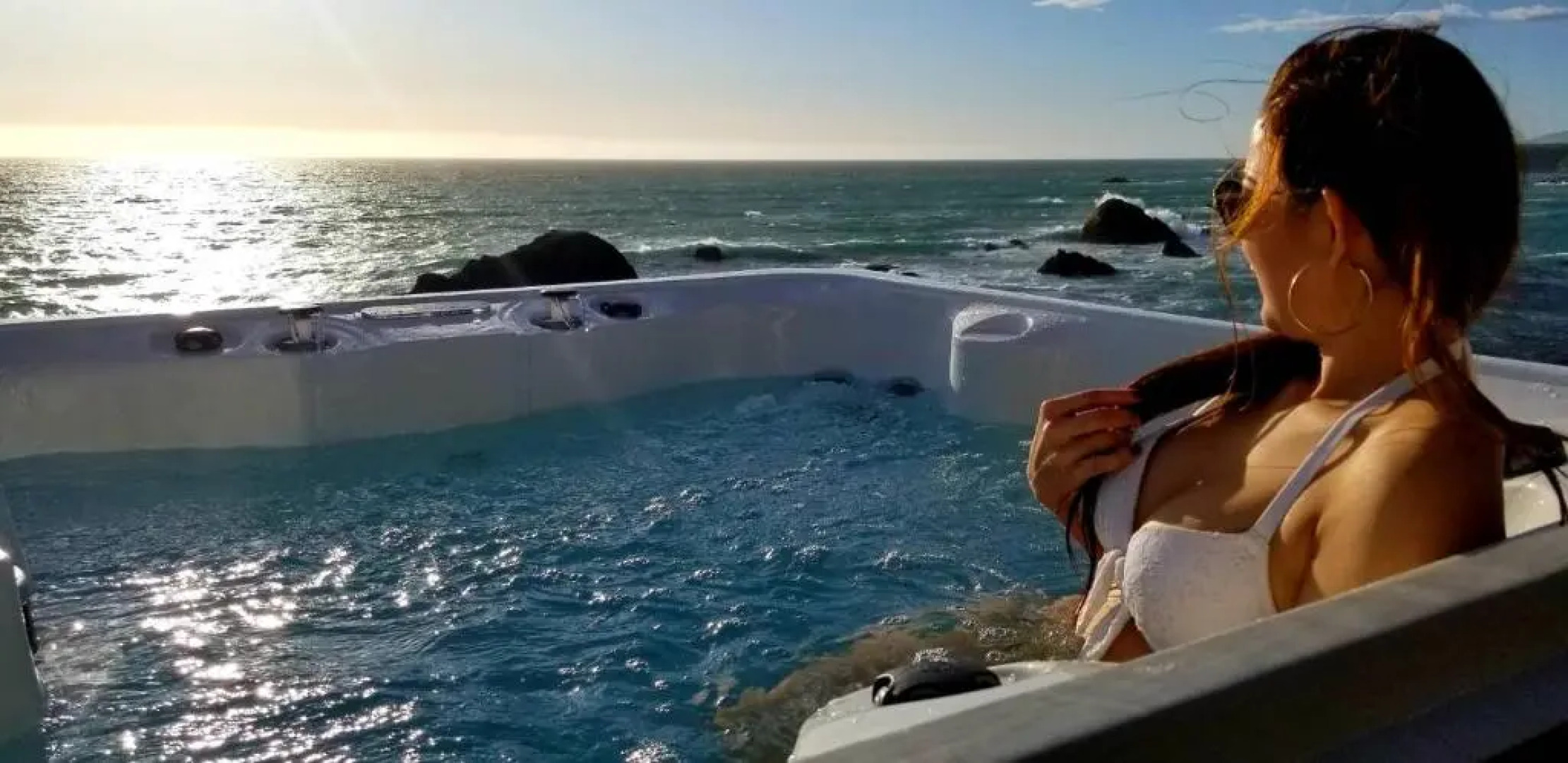 Seamist Beach Cottage, Private Beach & Ocean views