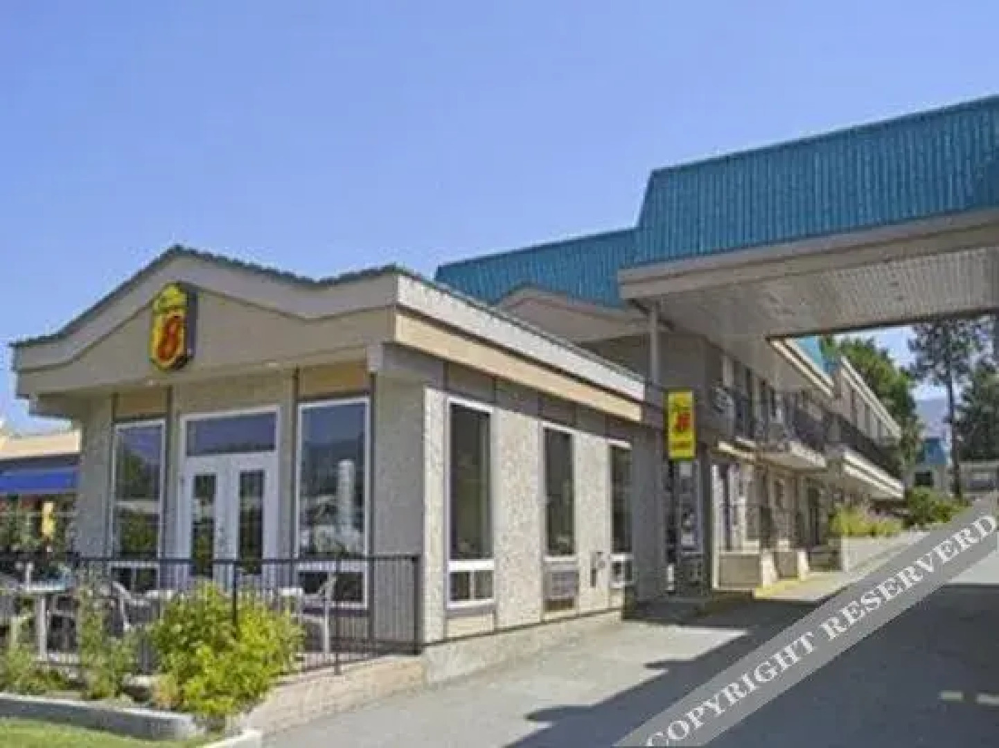 Super 8 Motel - Penticton