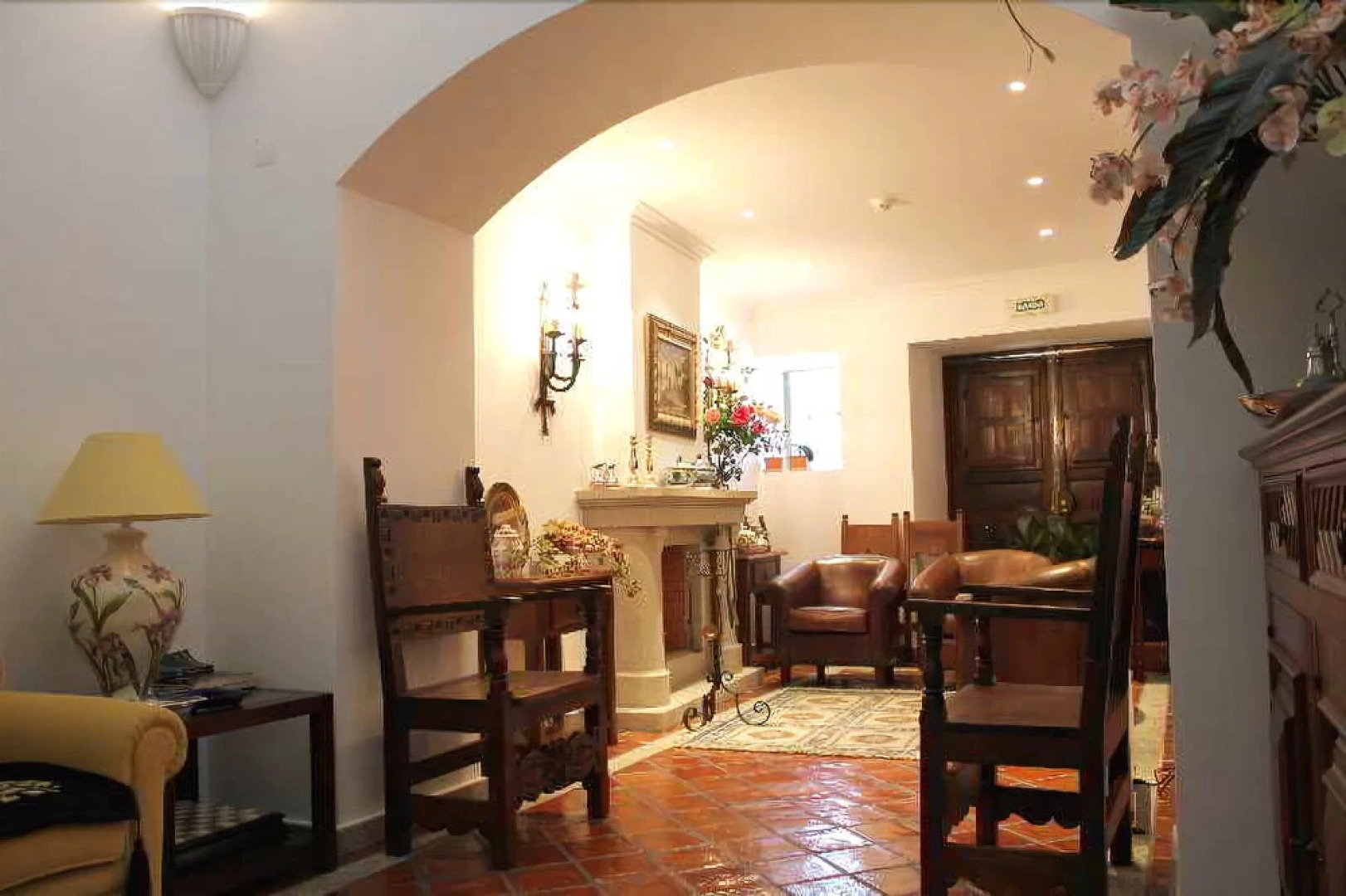 Casa Amarela TH & National Monument