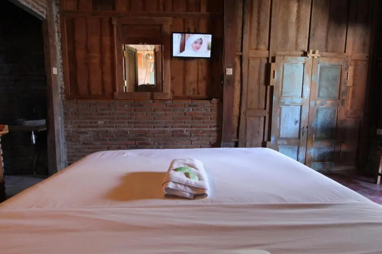 Omah Lila by The Grand Java