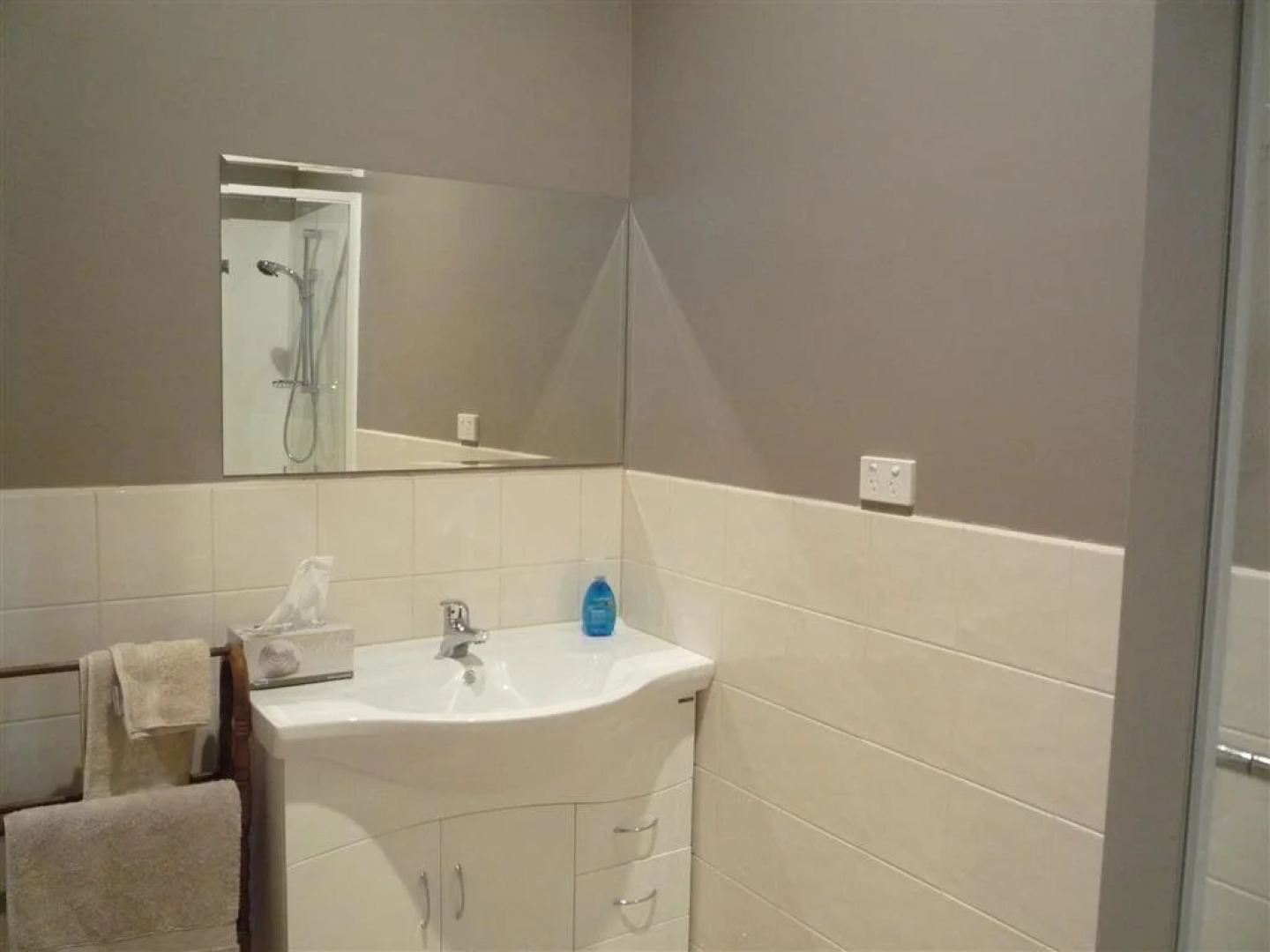 Launceston Apartments & Cottages