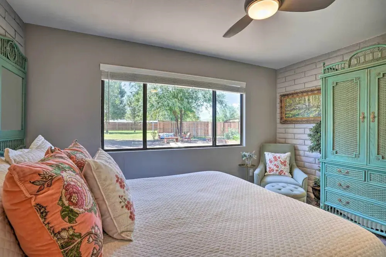 Hot Tub & Spacious Yard: Chino Valley Home!