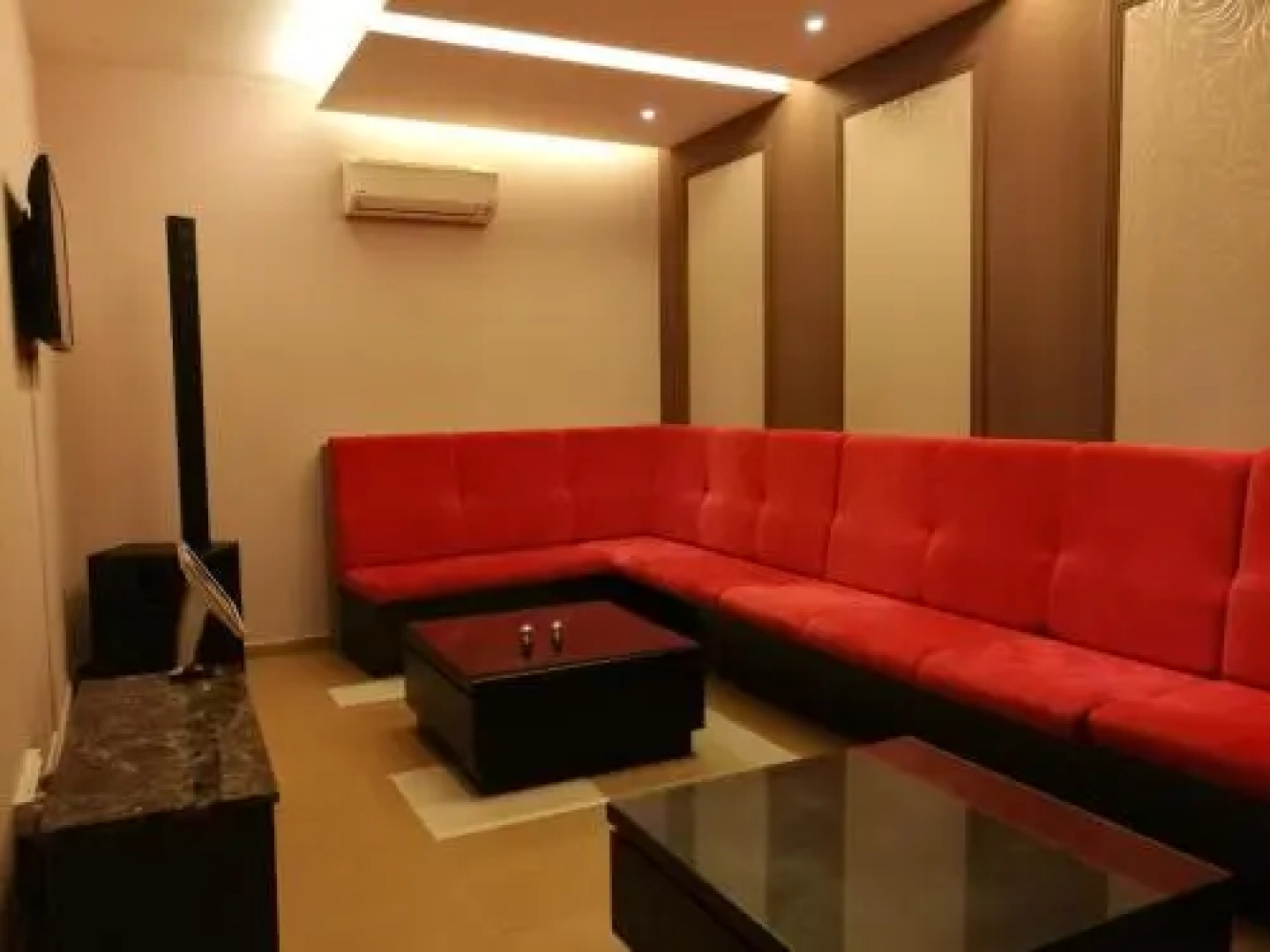 Orchard Wellness Safari Suites