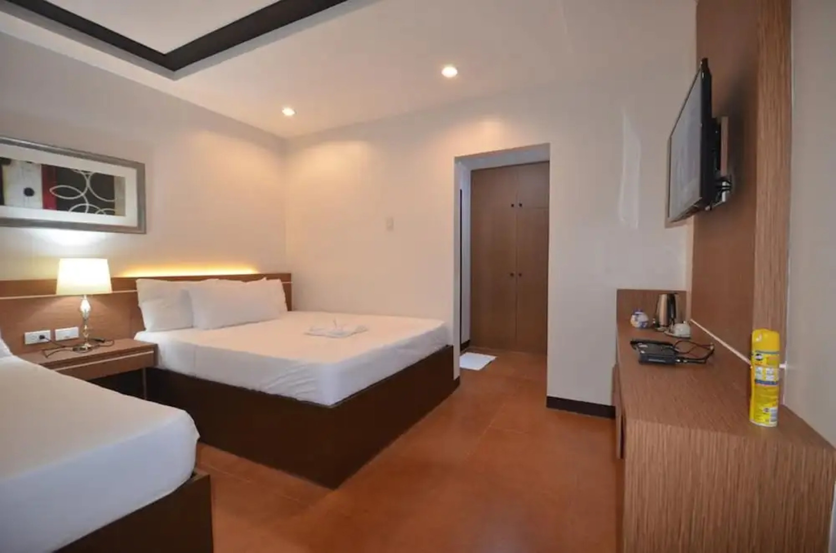 Robinland Vacation Home Badian